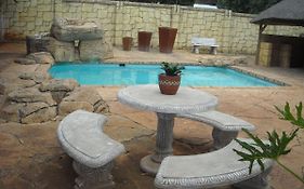 Upper Houghton Guesthouse